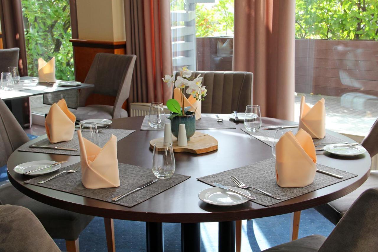 Frankfurt 4*