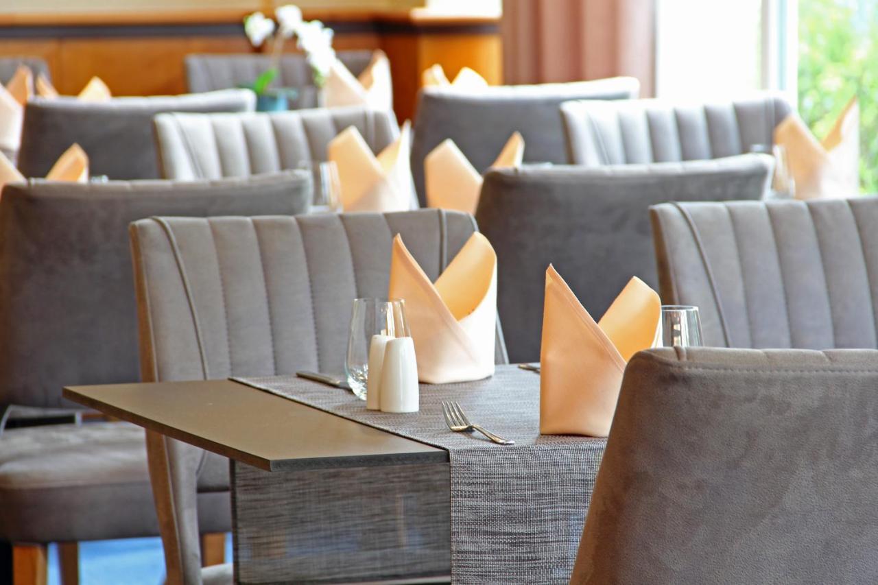 Frankfurt Hotel 4*
